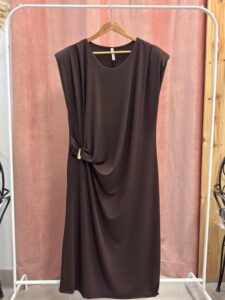 Vestido Broche Asturias Curvy - Imagen 6