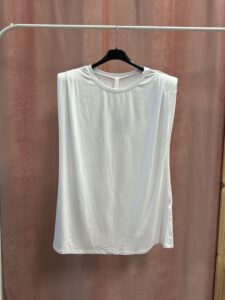 Camiseta Hombreras New Curvy - Imagen 5