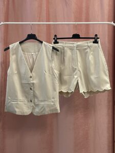 Conjunto Corto Chaleco Trendy - Imagen 2