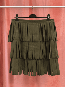Falda Corta Antelina Flecos Curvy - Imagen 3