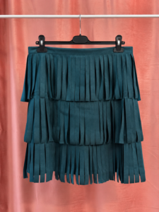Falda Corta Antelina Flecos Curvy - Imagen 5